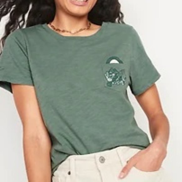 Old Navy Tops - NWT, Old Navy Short-Sleeve EveryWear Graphic Pocket T-Shirt for Women, Size S